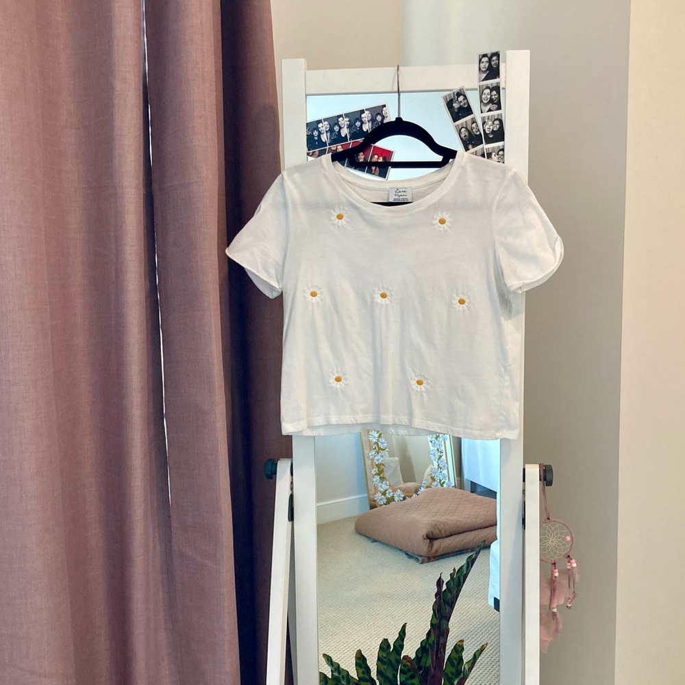 Zara Embroidered Floral Tee